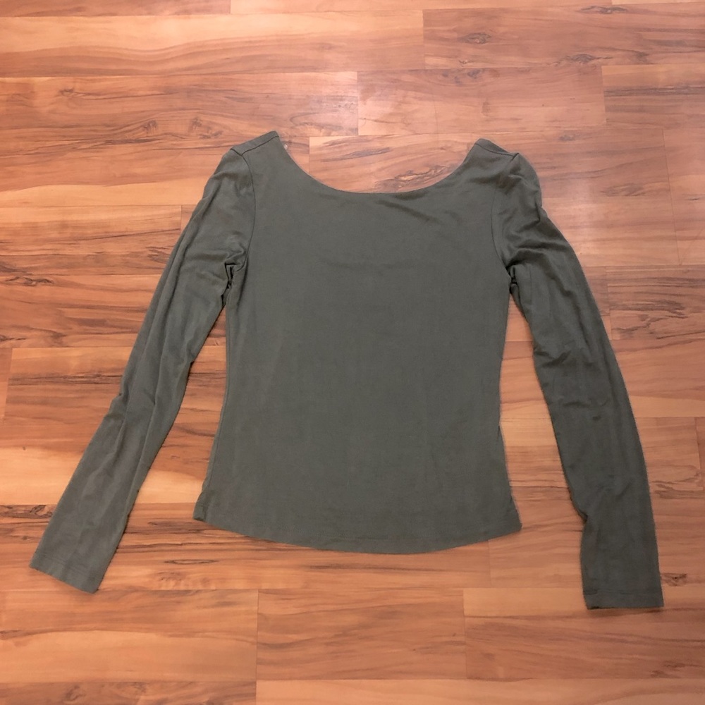 NWOT Women’s Sage Long Sleeve Ballet Back Top
